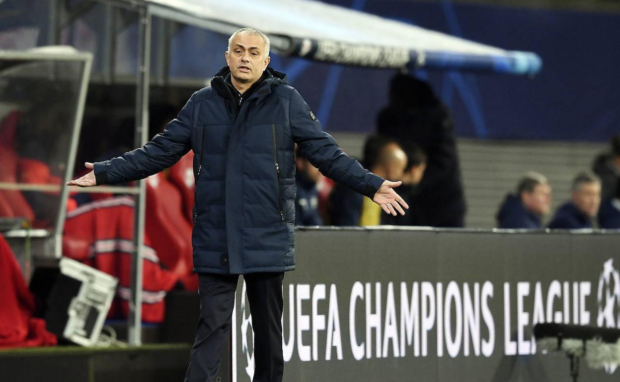 José Mourinho, durante un partido de Champions League.