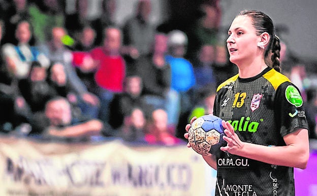 Estefanía Descalzo, durante un partido del Atlético Guardés