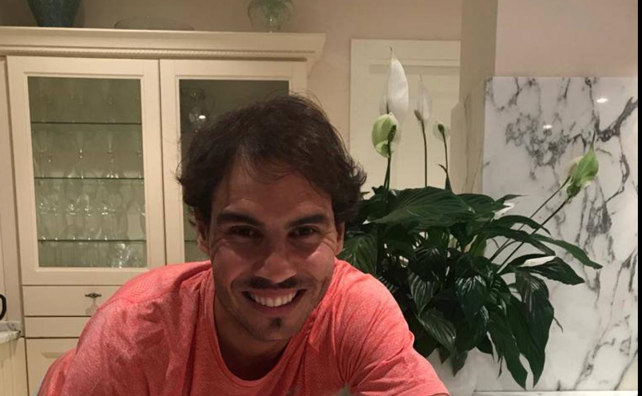 Rafa Nadal, desde su casa durante el confinamiento