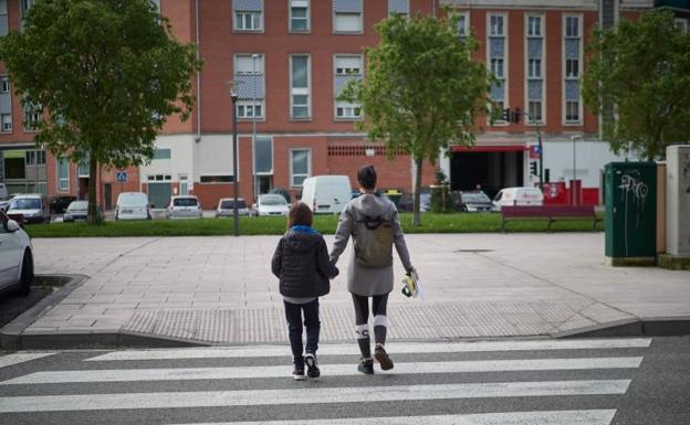 Los administradores de fincas interpretan que la orden de Sanidad no permite las salidas a las zonas comunes del vecindario