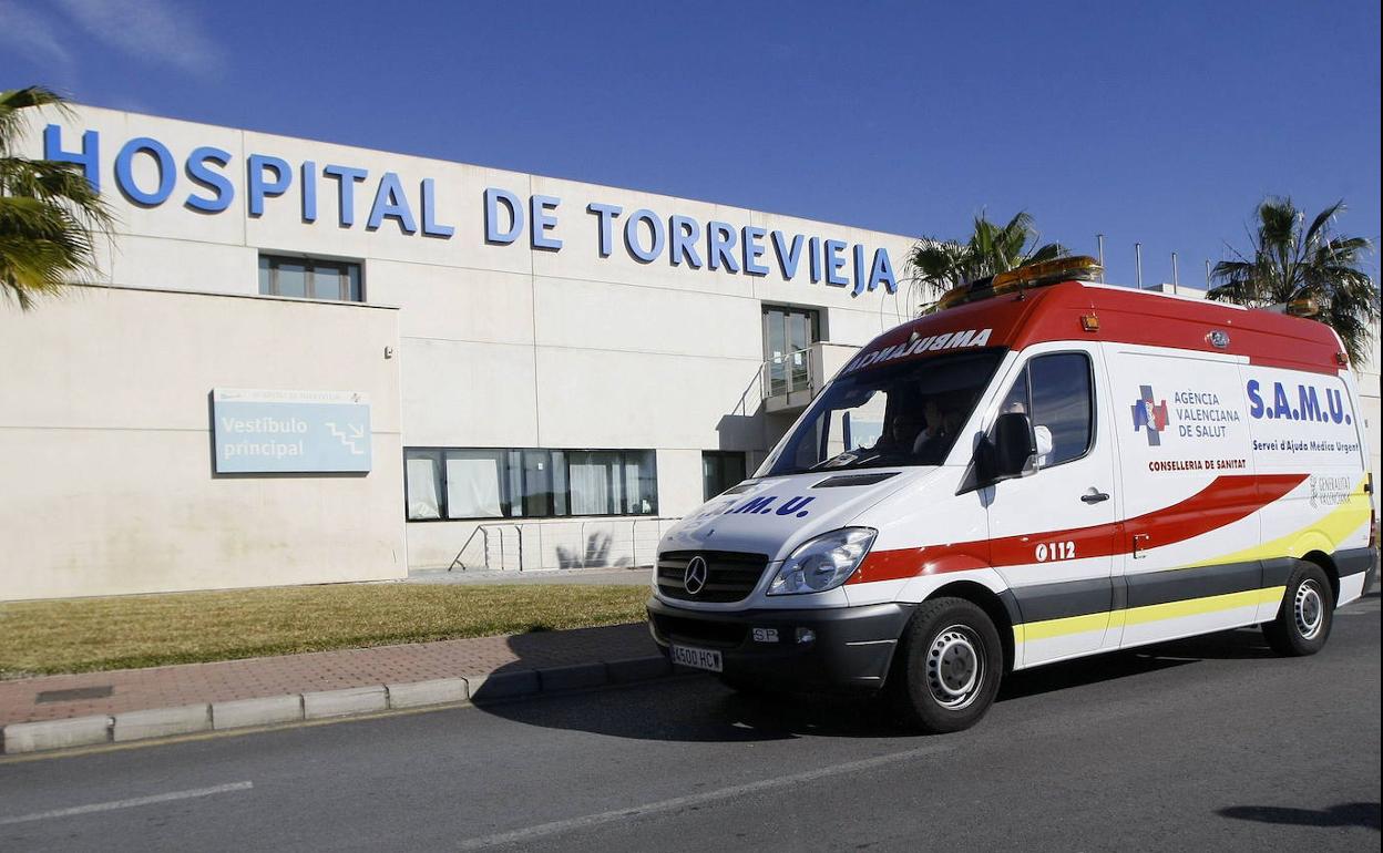 Hospital de Torrevieja, en una imagen de archivo.