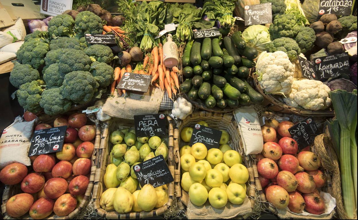 Frutas y verduras a la venta en un supermercado de El Corte Inglés en Madrid. 