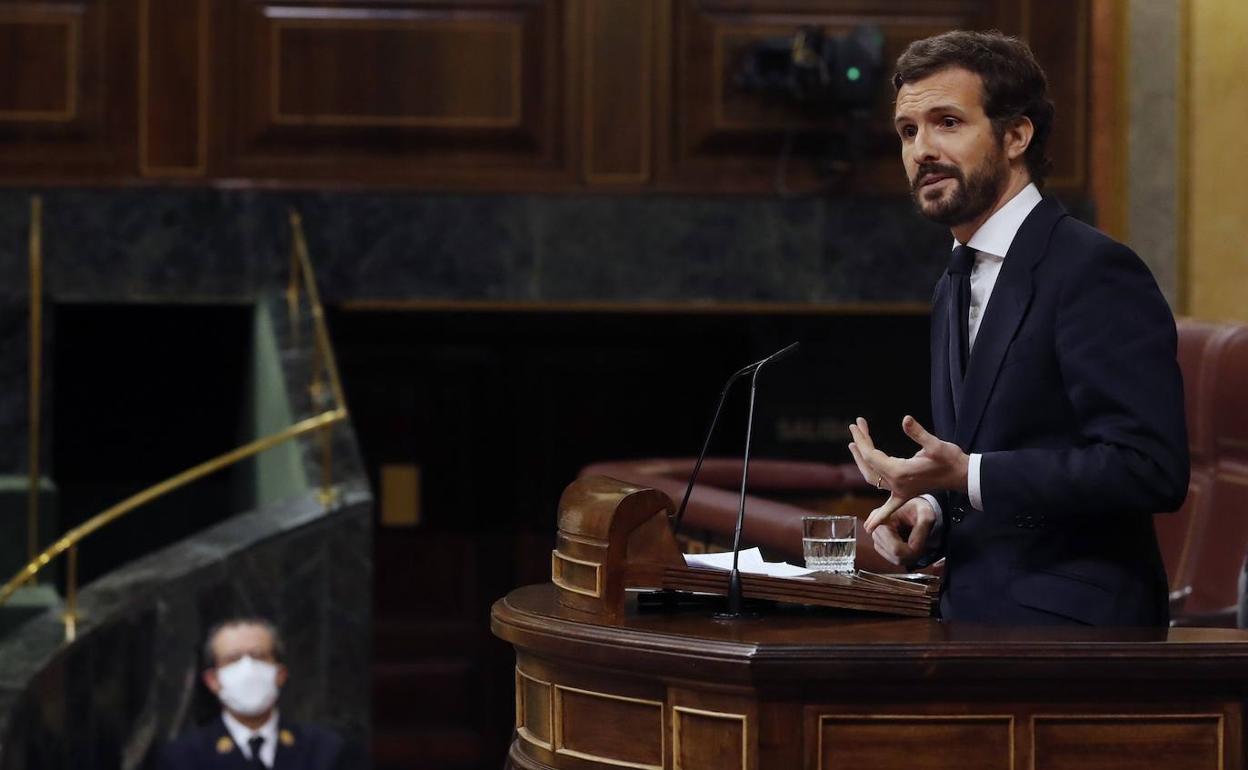 Casado, ayer, durante el debate sobre la prórroga del estado de alarma. 