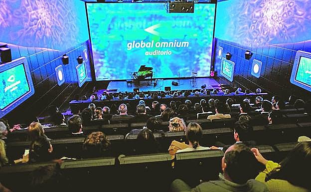 El Go Auditorio de Sevilla, el primer espacio inmersivo y experiencial 360 preparado para los eventos que vienen en un futuro cercano.