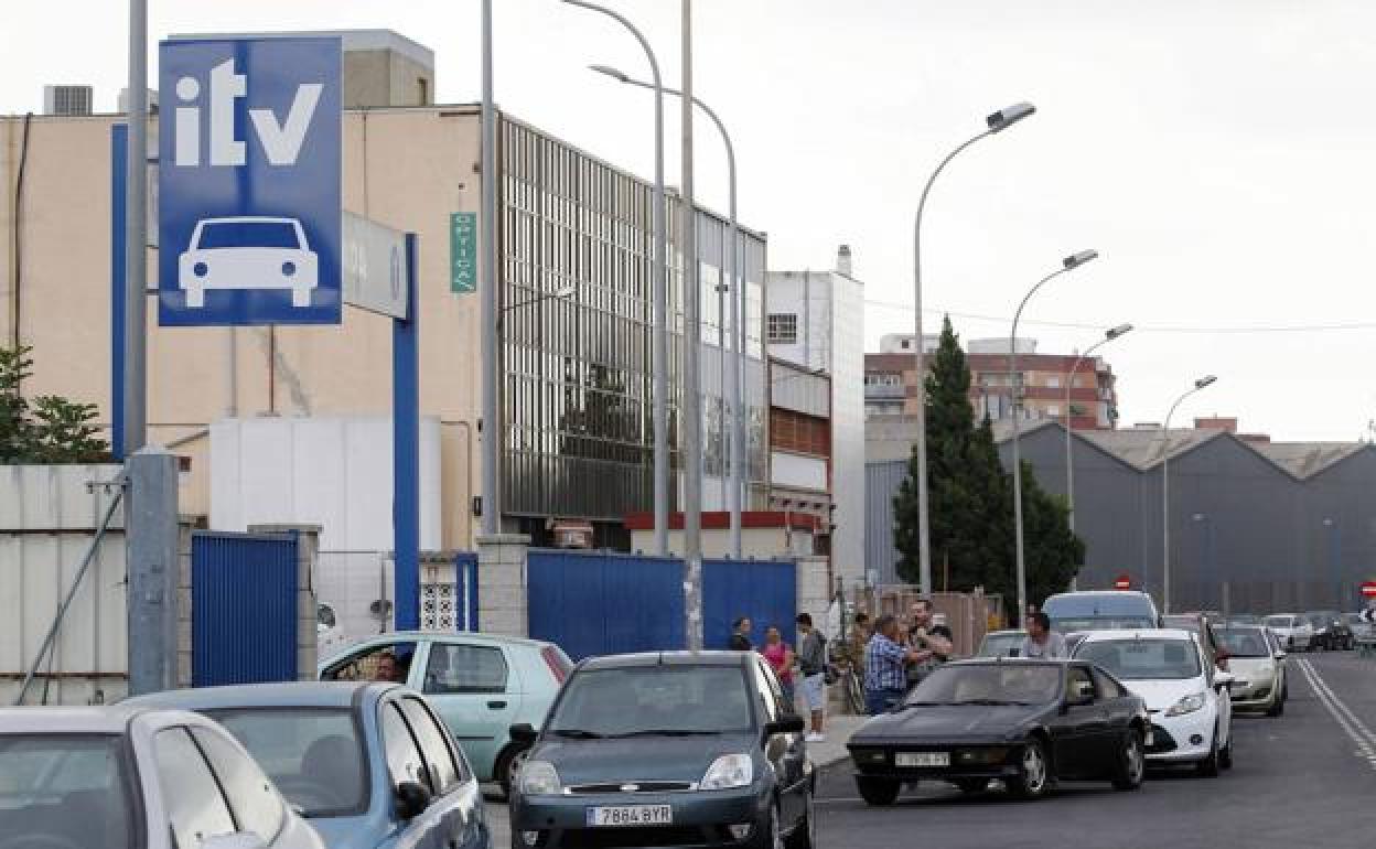 El BOE de hoy 16 de mayo establece medidas especiales para pasar la ITV