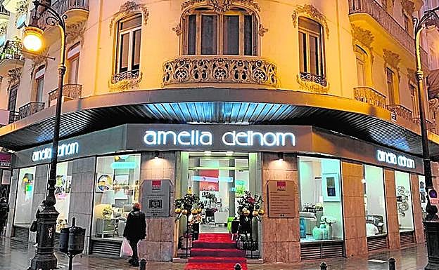 La tienda cuenta con todas las medidas sanitarias necesarias.