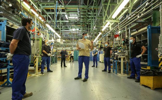 Charla sobre las medidas de seguridad por coronavirus en el regreso a la actividad en Ford.