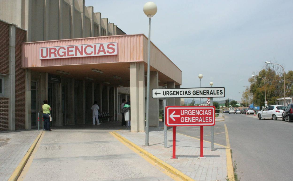 Entrada de urgencias del Hospital de Sagunto, en una imagen de archivo. 