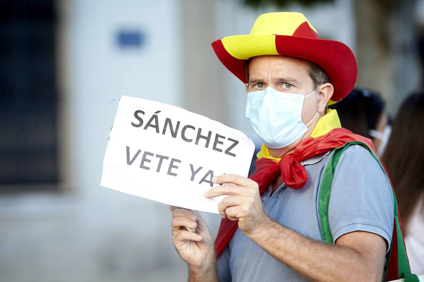 Fotos: Nuevas protestas en Valencia por la gestión del Gobierno