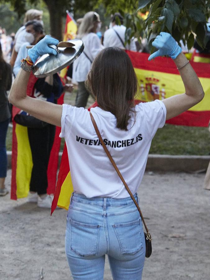 Fotos: Nuevas protestas en Valencia por la gestión del Gobierno