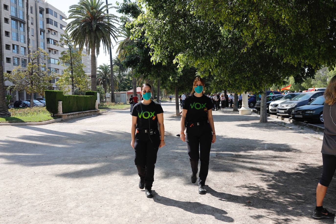 La marcha de vehículos contra la política del Gobierno se inicia en la Alameda y recorrerá la ciudad hasta llegar a San Agustín. 