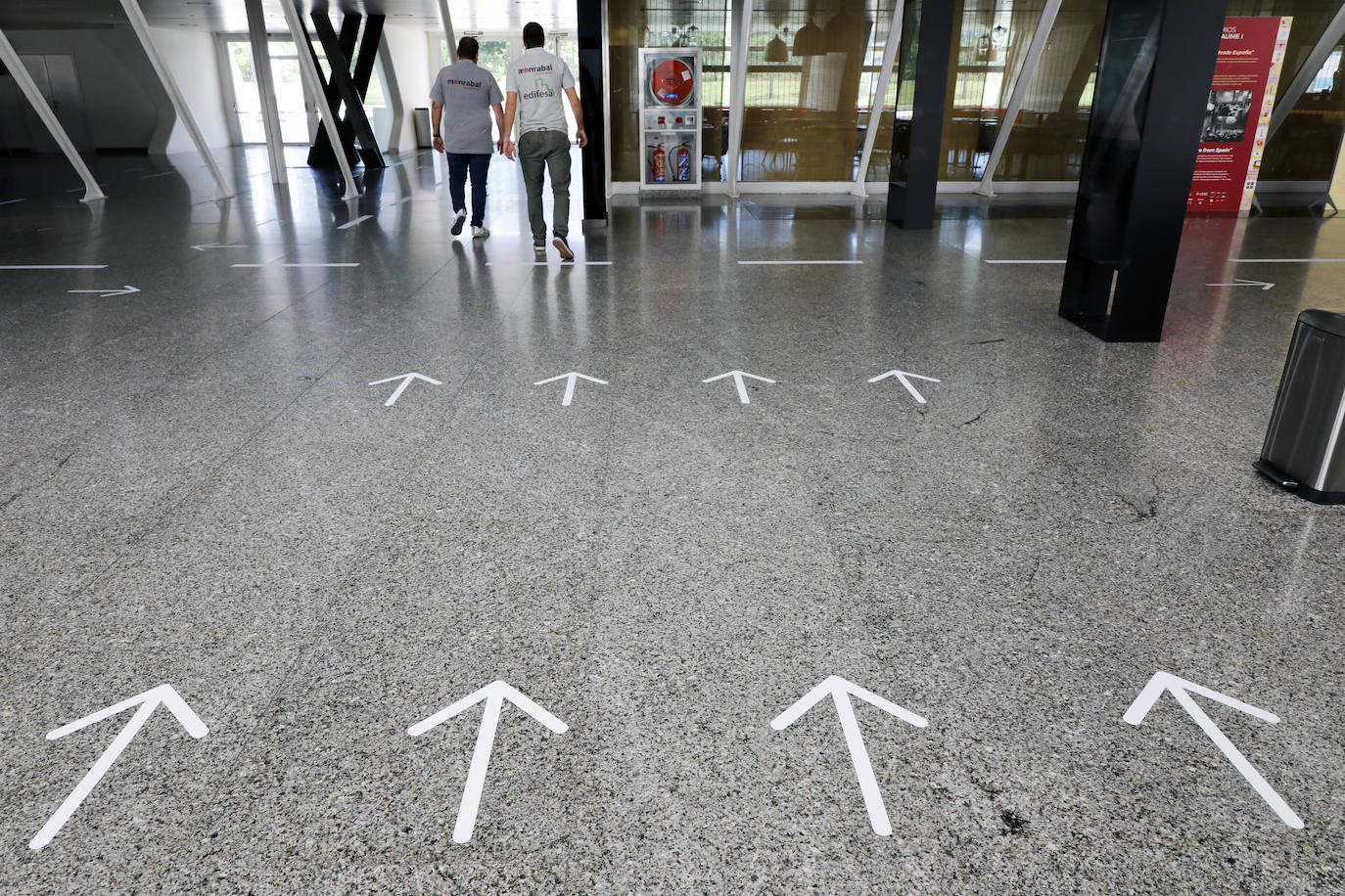 La ciudad de Valencia se prepara y acondiciona sus espacios para pasar a la fase 2 de desescalada a partir del lunes 1 de junio, junto al resto de la Comunitat. La fase 2 refuerza la movilidad a los ciudadanos y reduce las restricciones en la reapertura de numerosas instalaciones y servicios, aunque mantiene algunas restricciones. Los territorios que pasan a la fase 2 de la desescalada podrán abrir cines, teatros y monumentos con un tercio del aforo. Además, el uso de la playa ya se contempla en la fase 2 y se ha flexibilizado mucho la movilidad. 