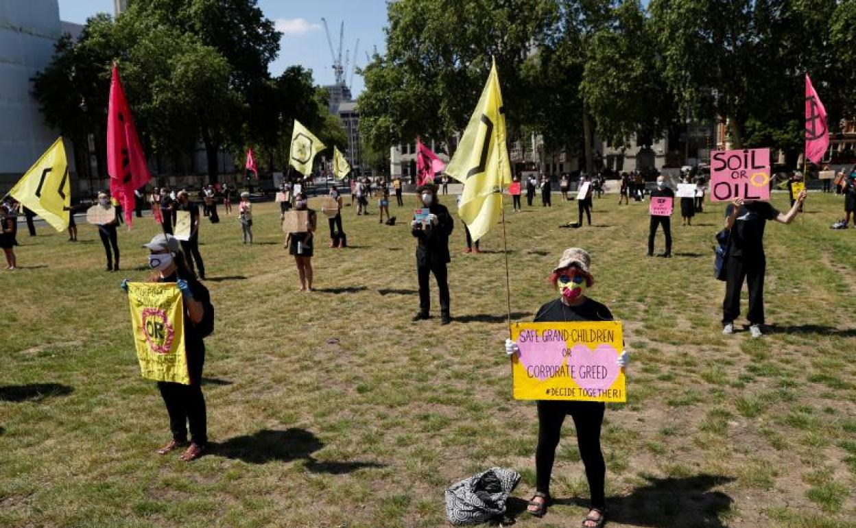 Protestas frente al parlamento británico 