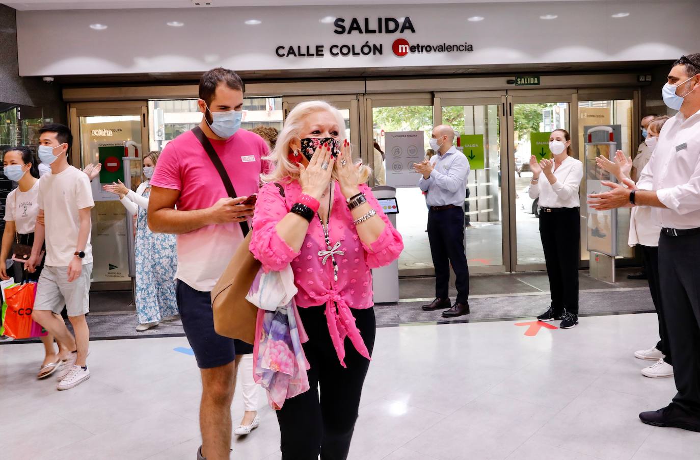 Reapertura de los centros comerciales en Valencia tras el confinamiento