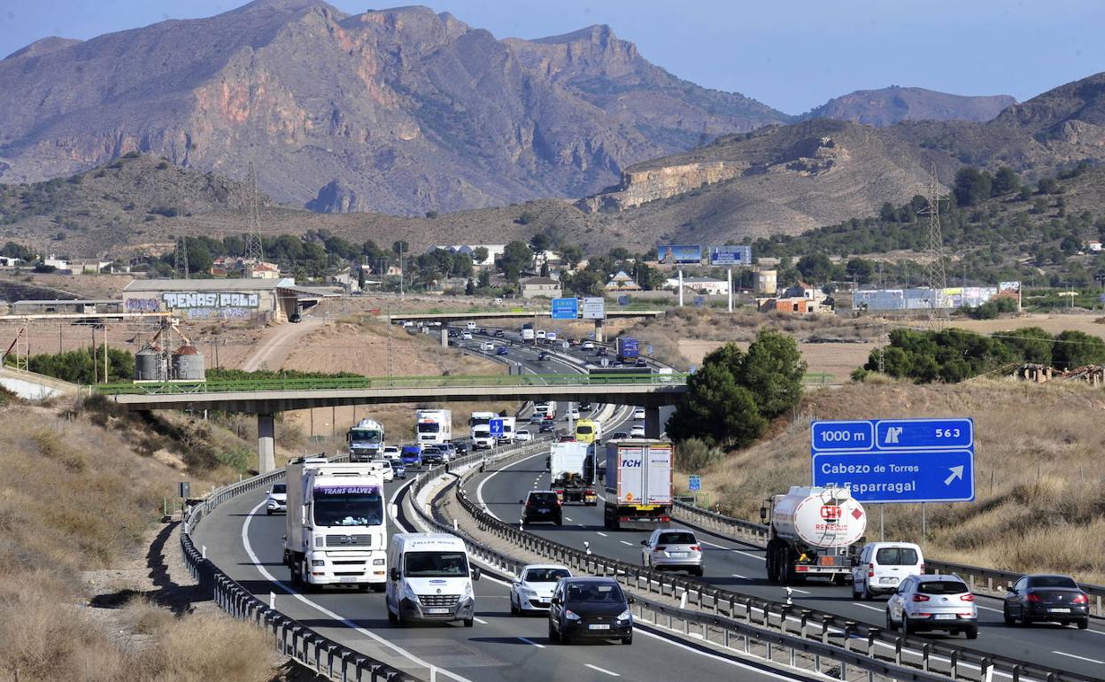 Un repartidor desaparece con el camión y la mercancía en su primer día de trabajo