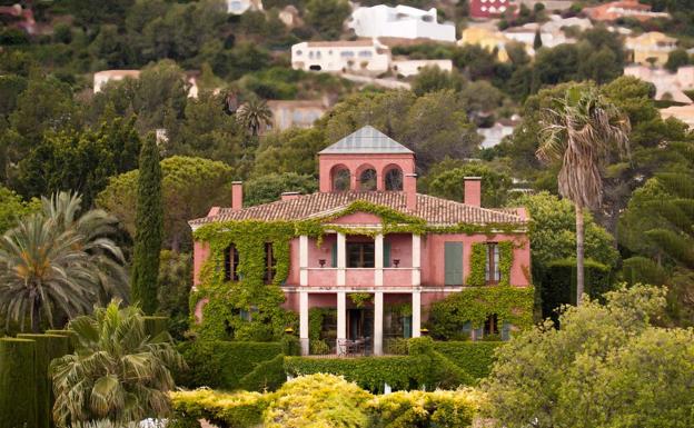 Imagen principal - El Jardín de L'Albarda es un icono del mundo de la jardinería mediterránea. 