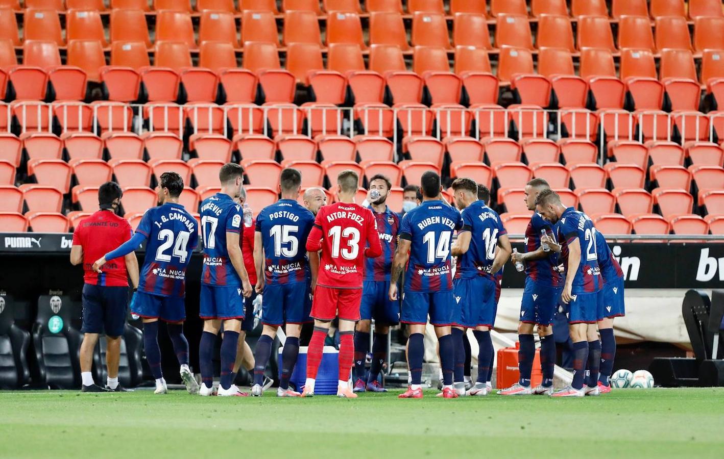 Fotos: El derbi entre el Valencia y el Levante, en imágenes