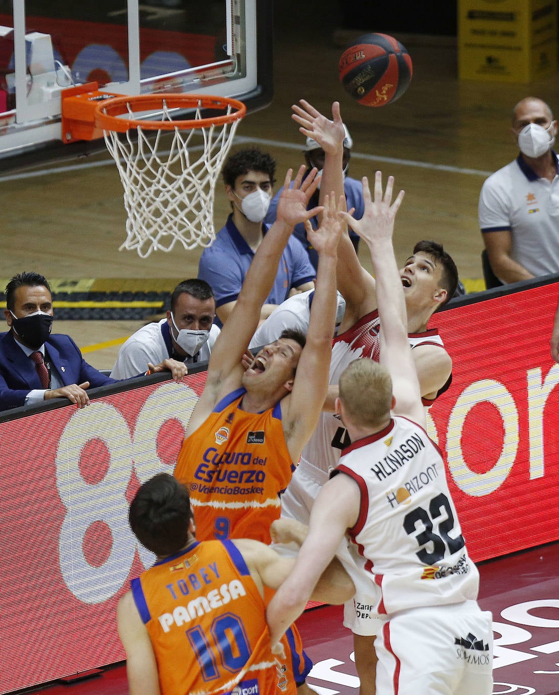 Fotos: Las mejores imágenes del Valencia Basket-Casademont Zaragoza