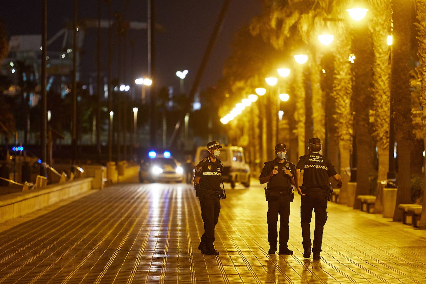 Fotos: La noche de San Juan en Valencia, en imágenes