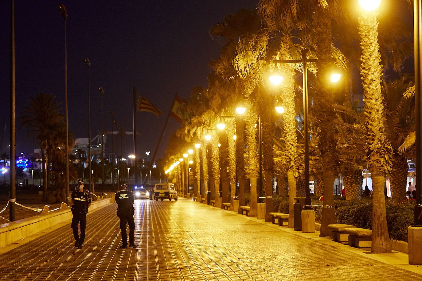 Fotos: La noche de San Juan en Valencia, en imágenes