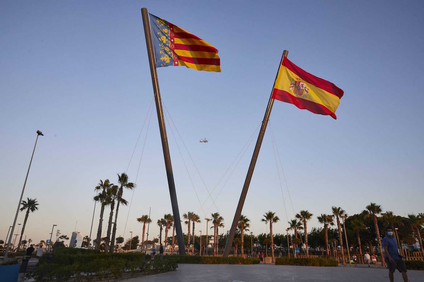 Fotos: La noche de San Juan en Valencia, en imágenes