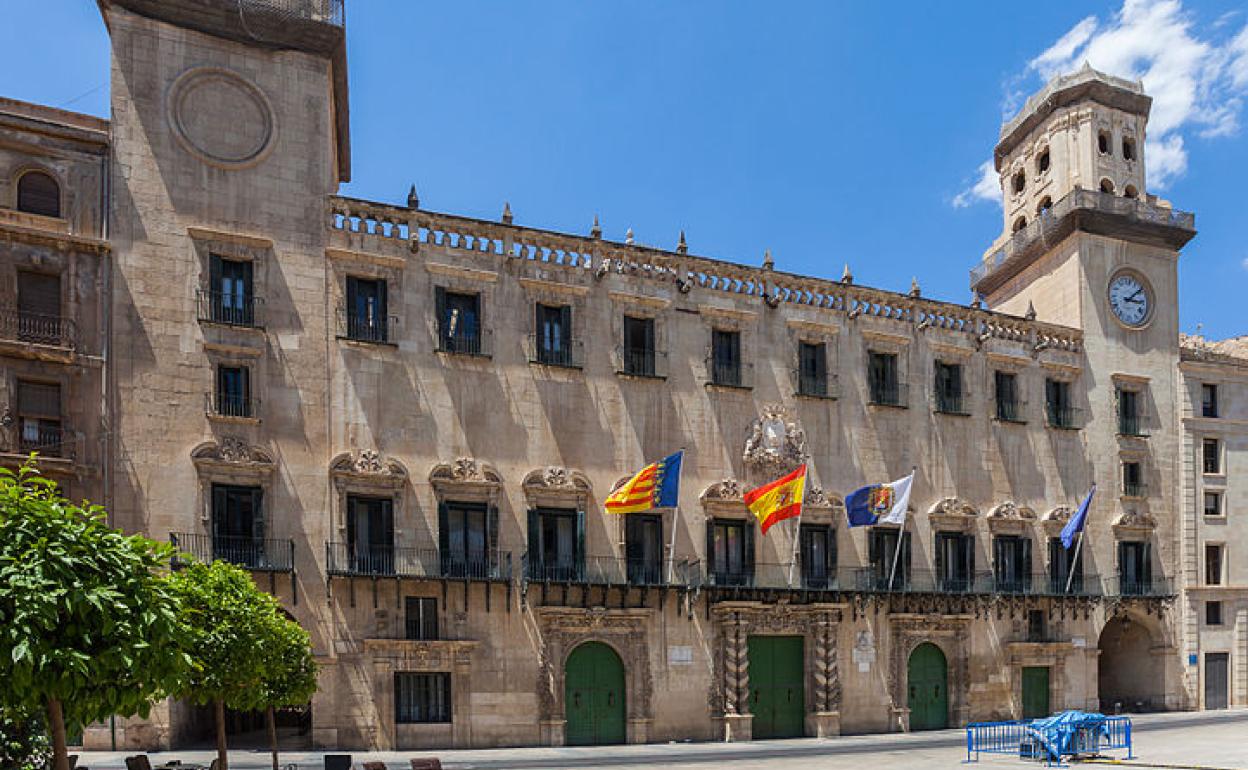 Ayuntamiento de Alicante.