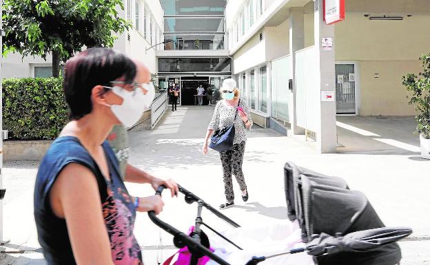 La apertura de ambulatorios por la tarde se aplicará sólo en uno de cada tres centros