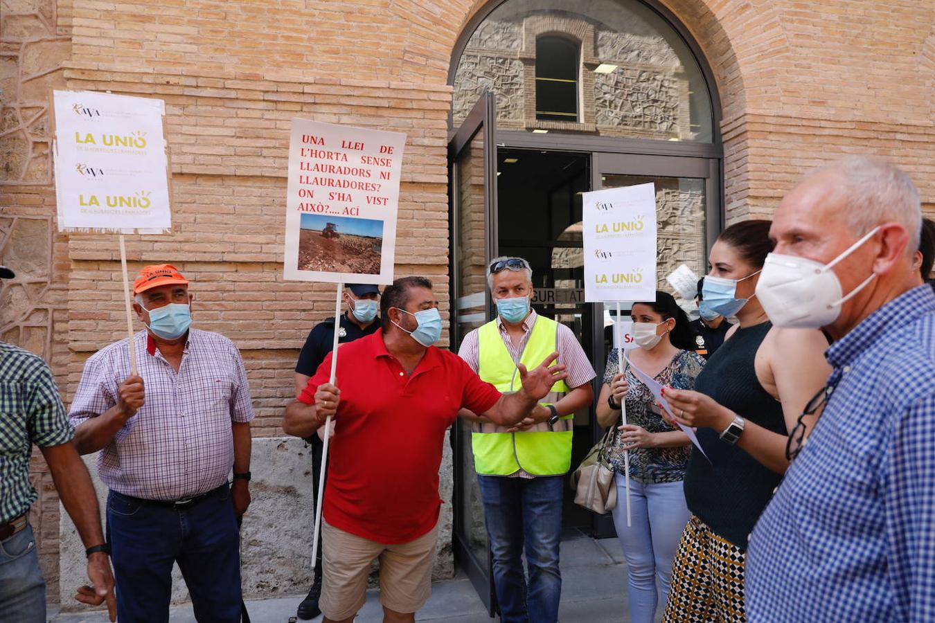 Fotos: Protesta de los agricultores en Valencia