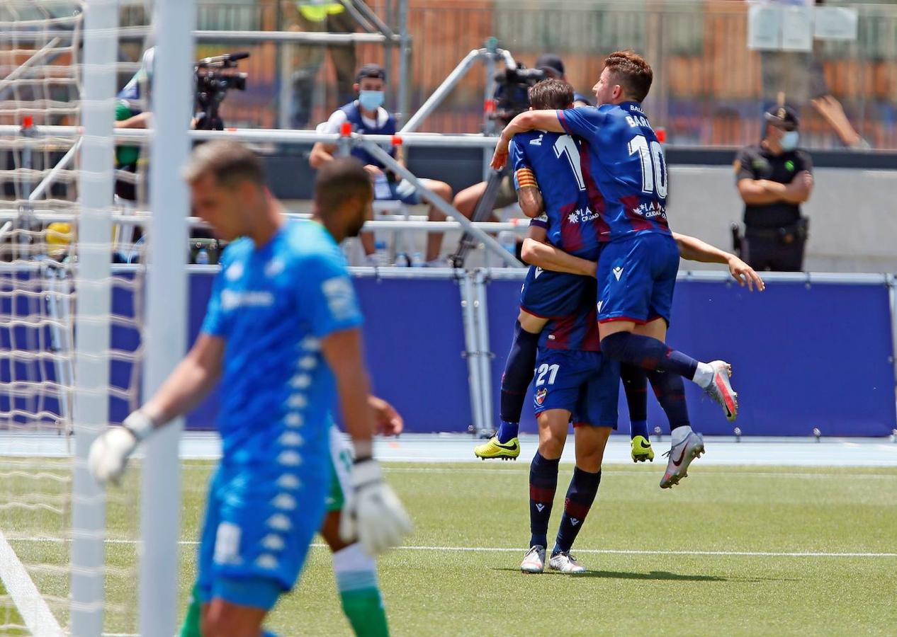 Fotos: Las mejores imágenes del Levante-Betis