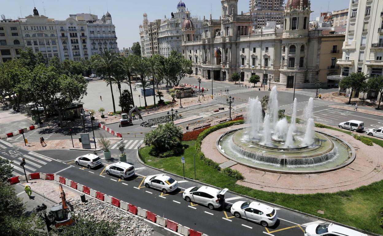 Obras de reforma en la Plaza del Ayuntamiento.