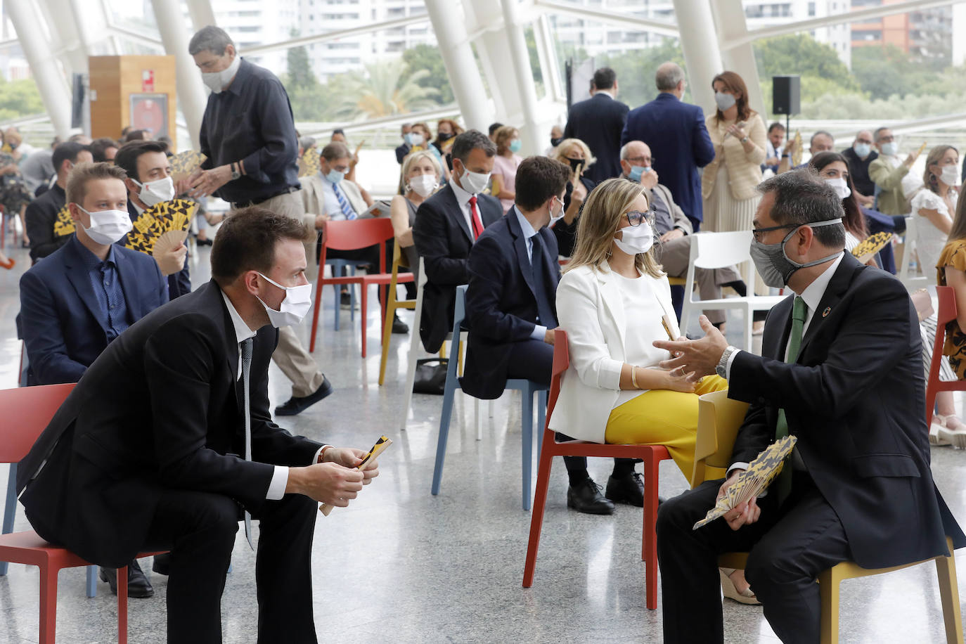 Don Felipe y Doña Letizia entregan en el Museo de las Ciencias los Premios Nacionales de Diseño al presidente de Iberdrola, Ignacio Galán, a Porcelanosa, a la empresa Point y a la diseñadora Marisa Gallén