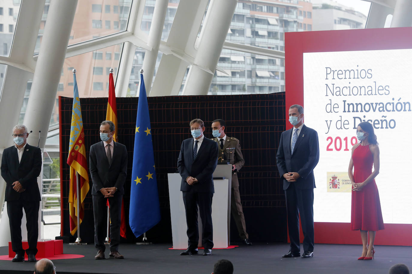 Don Felipe y Doña Letizia entregan en el Museo de las Ciencias los Premios Nacionales de Diseño al presidente de Iberdrola, Ignacio Galán, a Porcelanosa, a la empresa Point y a la diseñadora Marisa Gallén