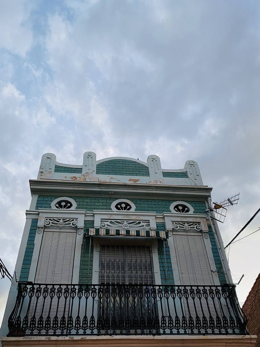 Inmueble en la calle La Reina.