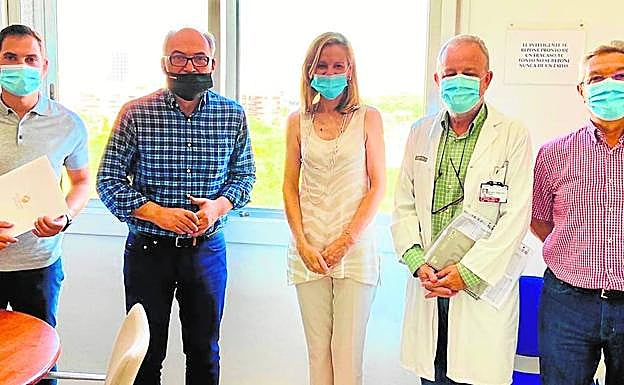 Asistentes a la reunión sobre asistencia sanitaria. 