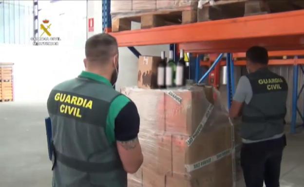 Cae una red que revendía botellas de vino a través de falsas empresas, una de ellas en Valencia