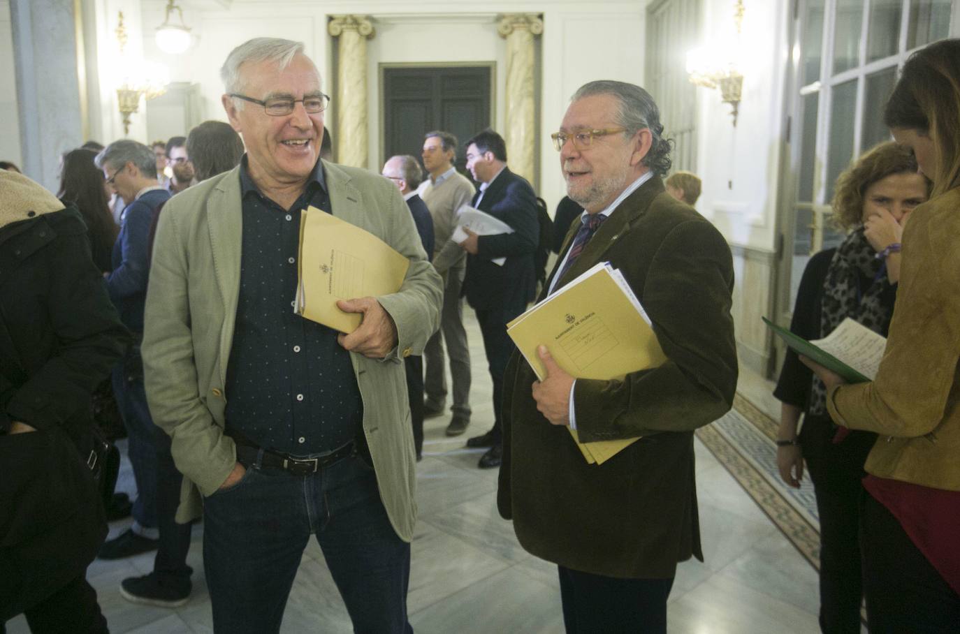 Junto al alcalde de Valencia, Joan Ribó, tras un acto