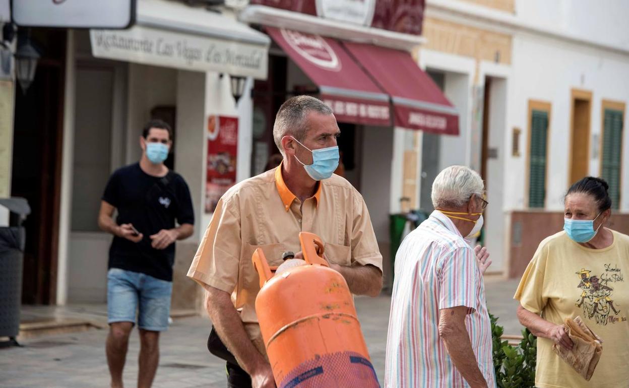 Las regiones donde el uso de mascarilla es obligatorio siempre