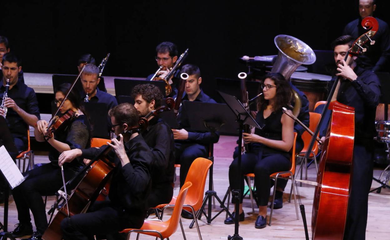 Una actuación del Centro Musical Santa Cecilia. 