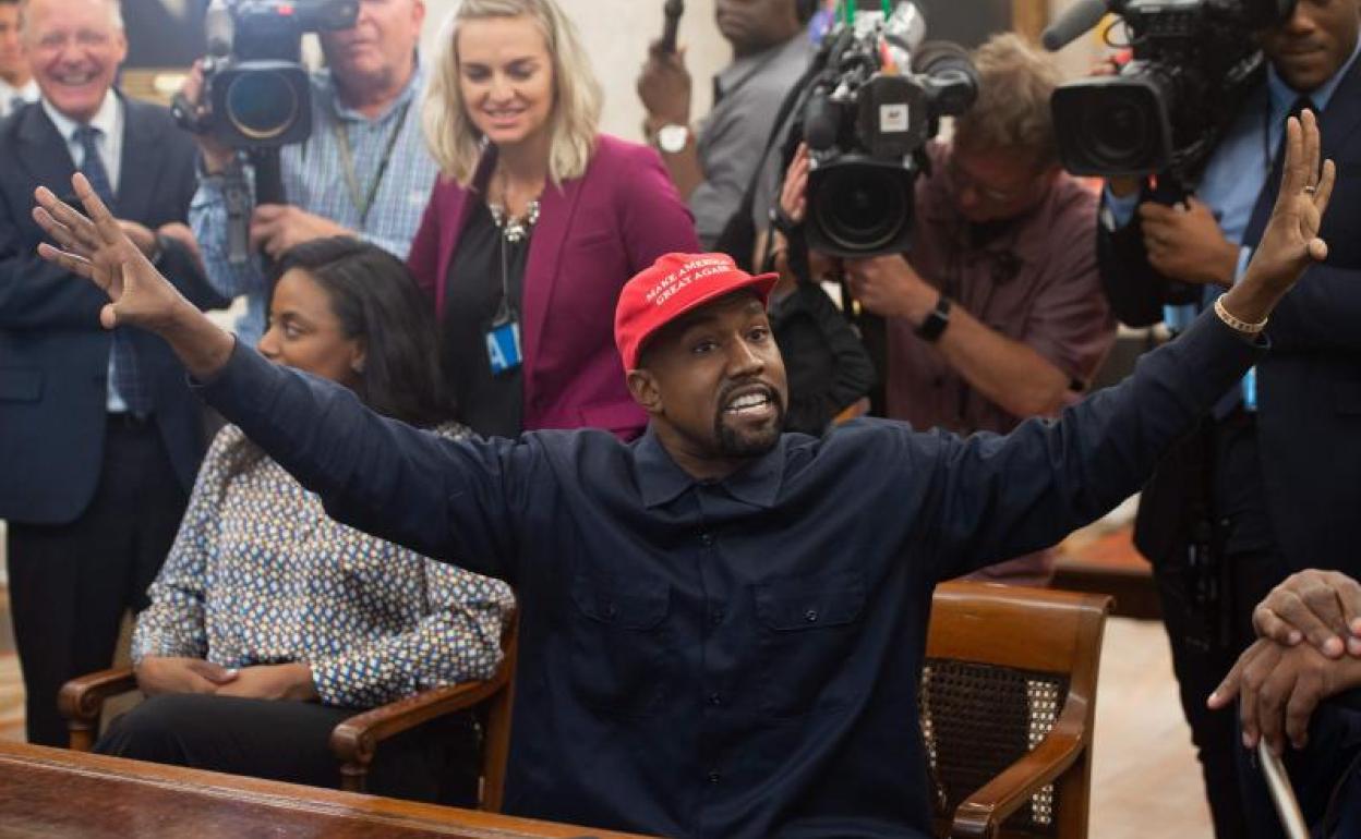 El rapero Kanye West en su encuentro con Donald Trump en la Casa Blanca en 2018. 