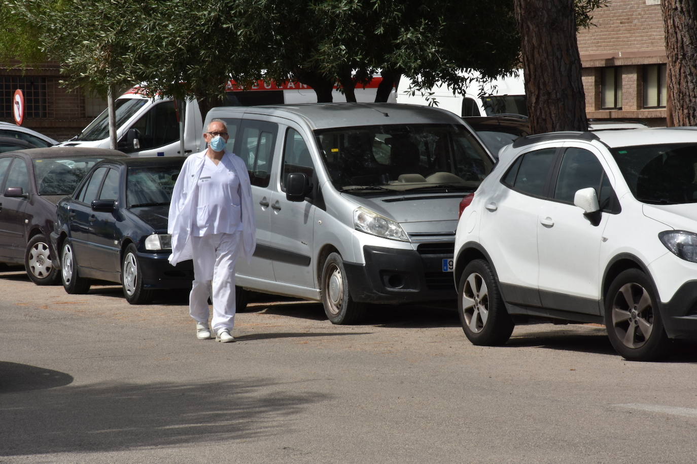 Detectado un foco de coronavirus en el hospital Lluís Alcanyís de Xàtiva