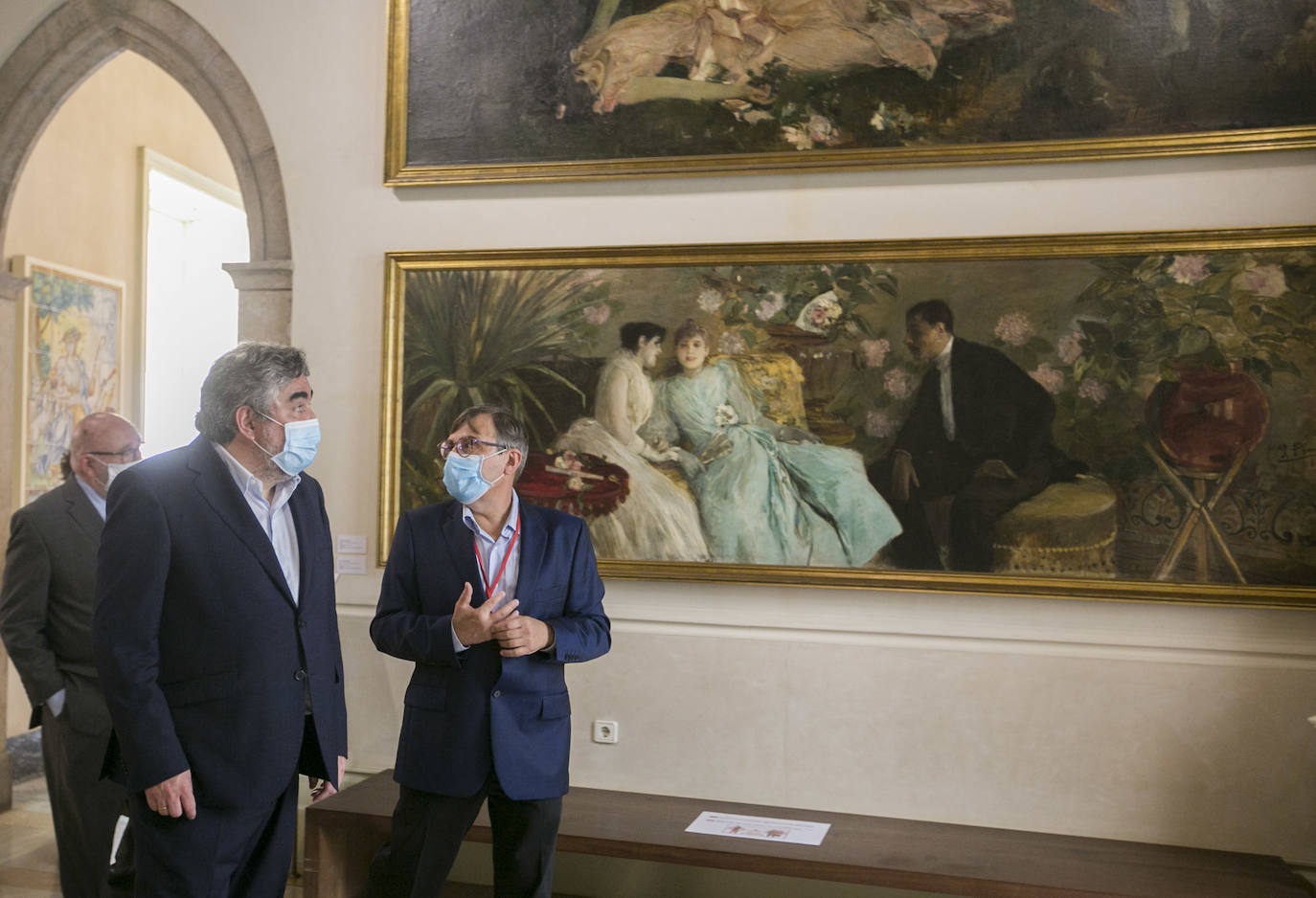 Fotos: El ministro de cultura José Manuel Rodríguez Uribes visita el Museo de Cerámica de Valencia