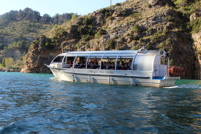 23. Ruta fluvial del Júcar, Cofrentes (Valencia).