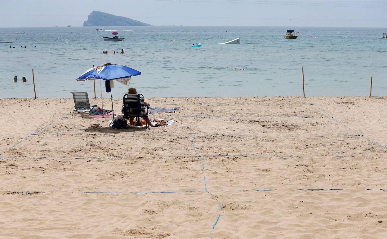 Inicio de la temporada de playas en Benidorm. 