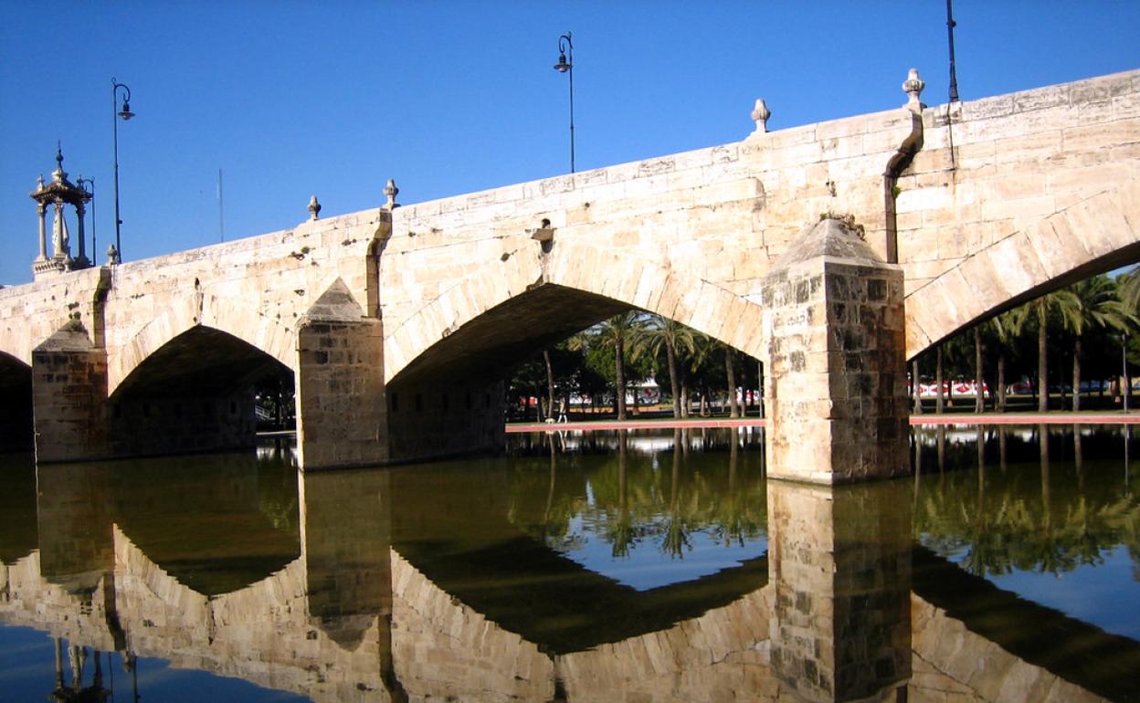 El Puente del Mar, una construcción con antepasados maderísticos