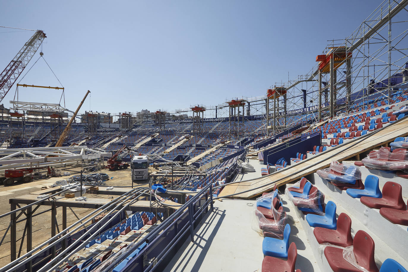Fotos: Progresan las Obras de la cubierta del Ciutat de Valencia