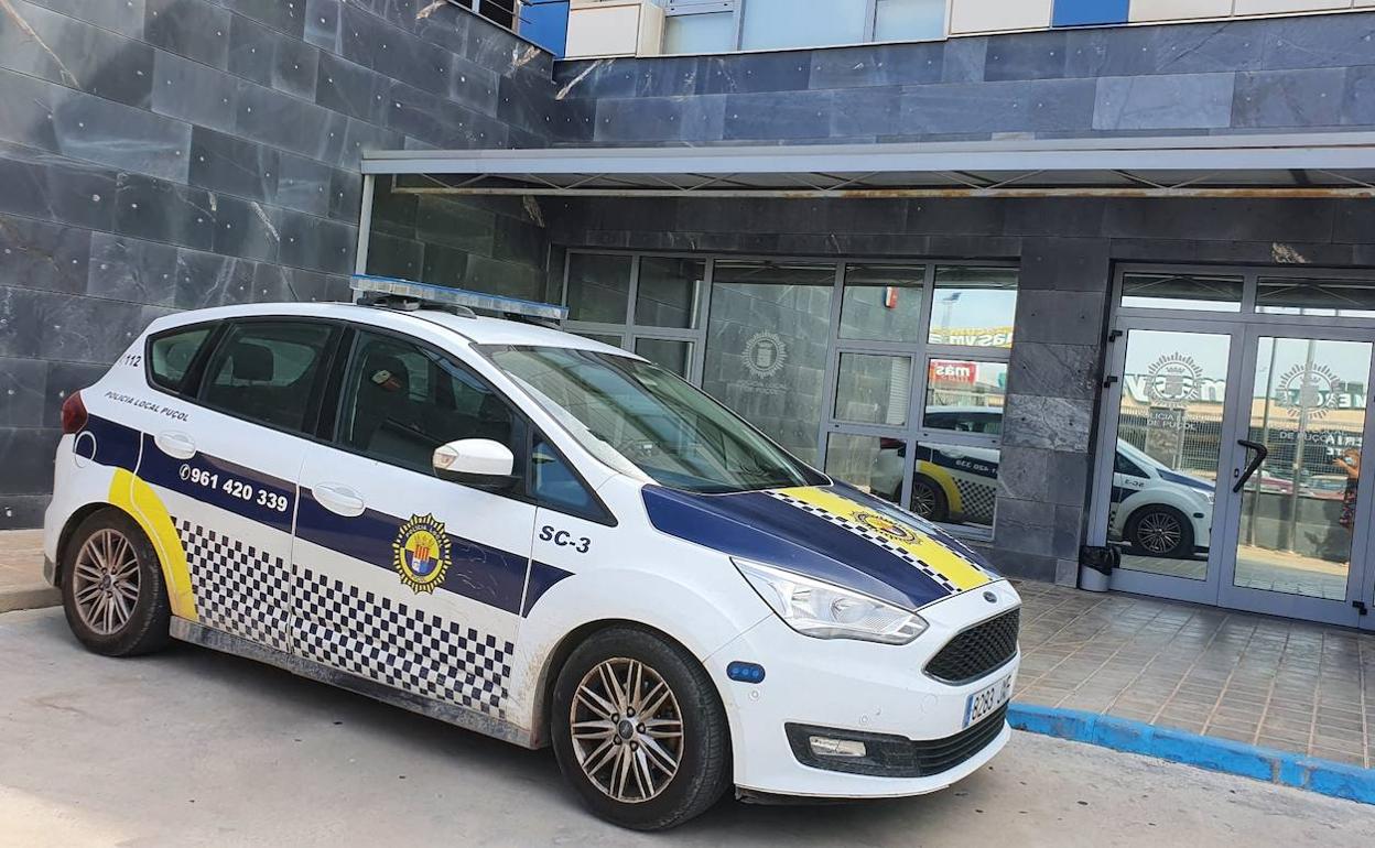 Vehículo de la Policía Local de Puçol.