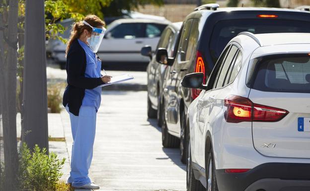 Dos fallecidos y 672 nuevos positivos por coronavirus en la Comunitat