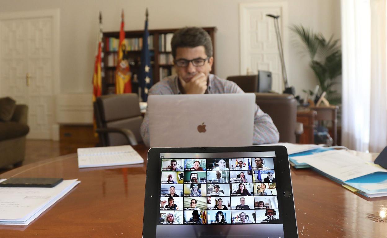 Carlos Mazón, en un pleno telemático de la Diputación de Alicante. 