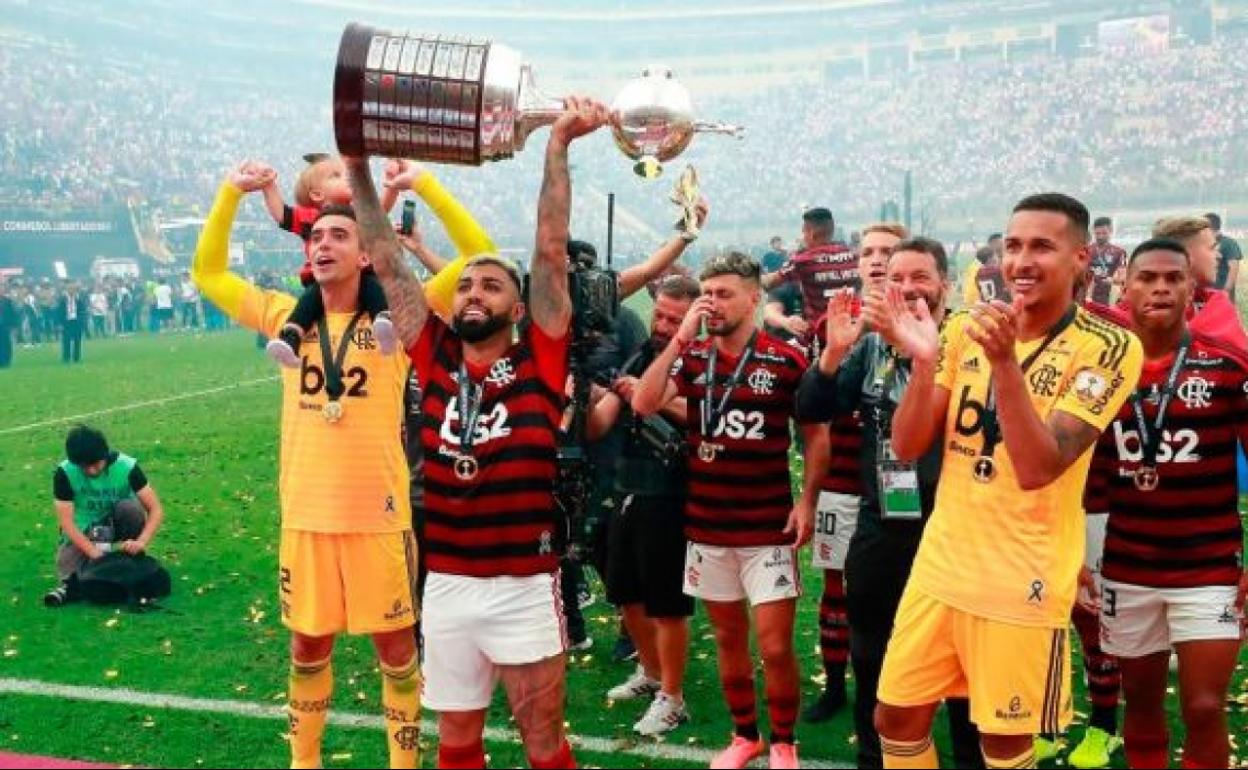 Los jugadores del Flamengo celebran su último título en la Libertadores. 