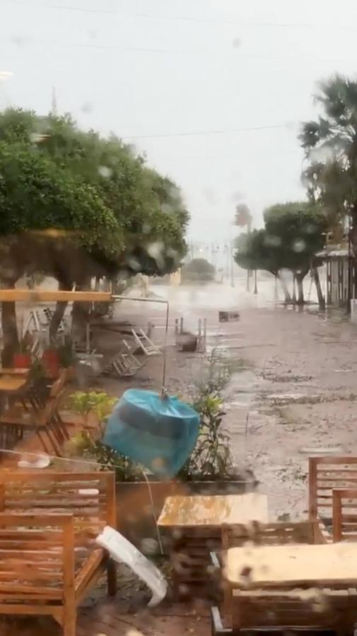 Un sorprendente ciclón tropical provoca graves destrozos en las islas griegas, con cortes de electricidad, carreteras cortadas y los colegios cerrados